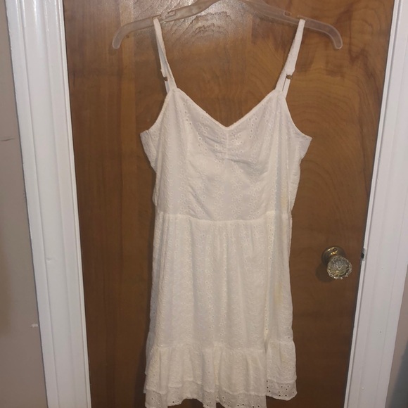 Hollister Dresses & Skirts - NWT Hollister lace dress